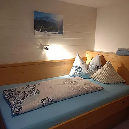 Burgerhof * פרטנאו