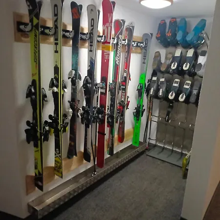 Burgerhof * פרטנאו