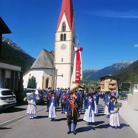 Burgerhof 페트노이 암 아를베르크